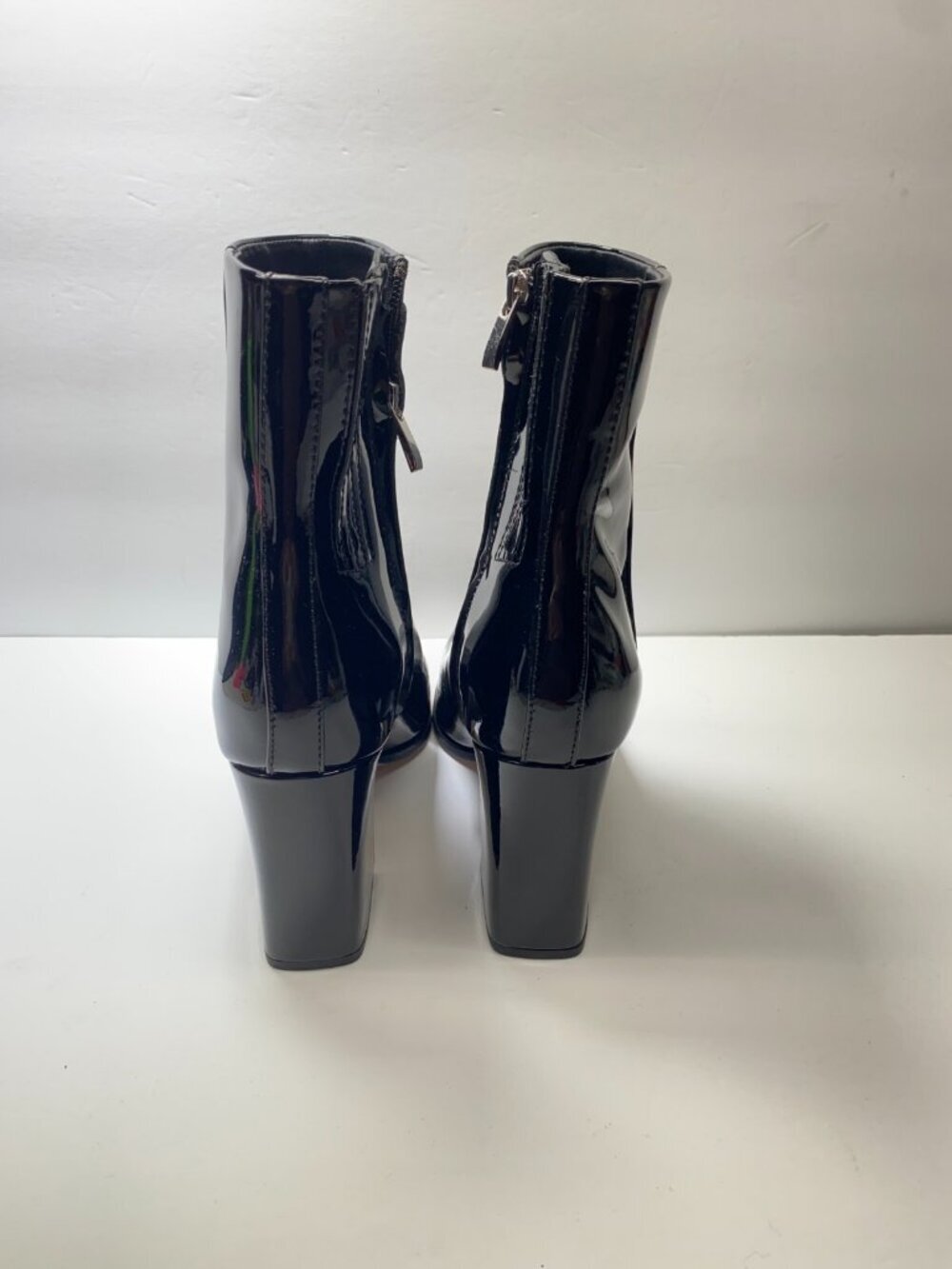 Paige Womens black patent leather square toe boot sz 9 - Picture 5 of 6